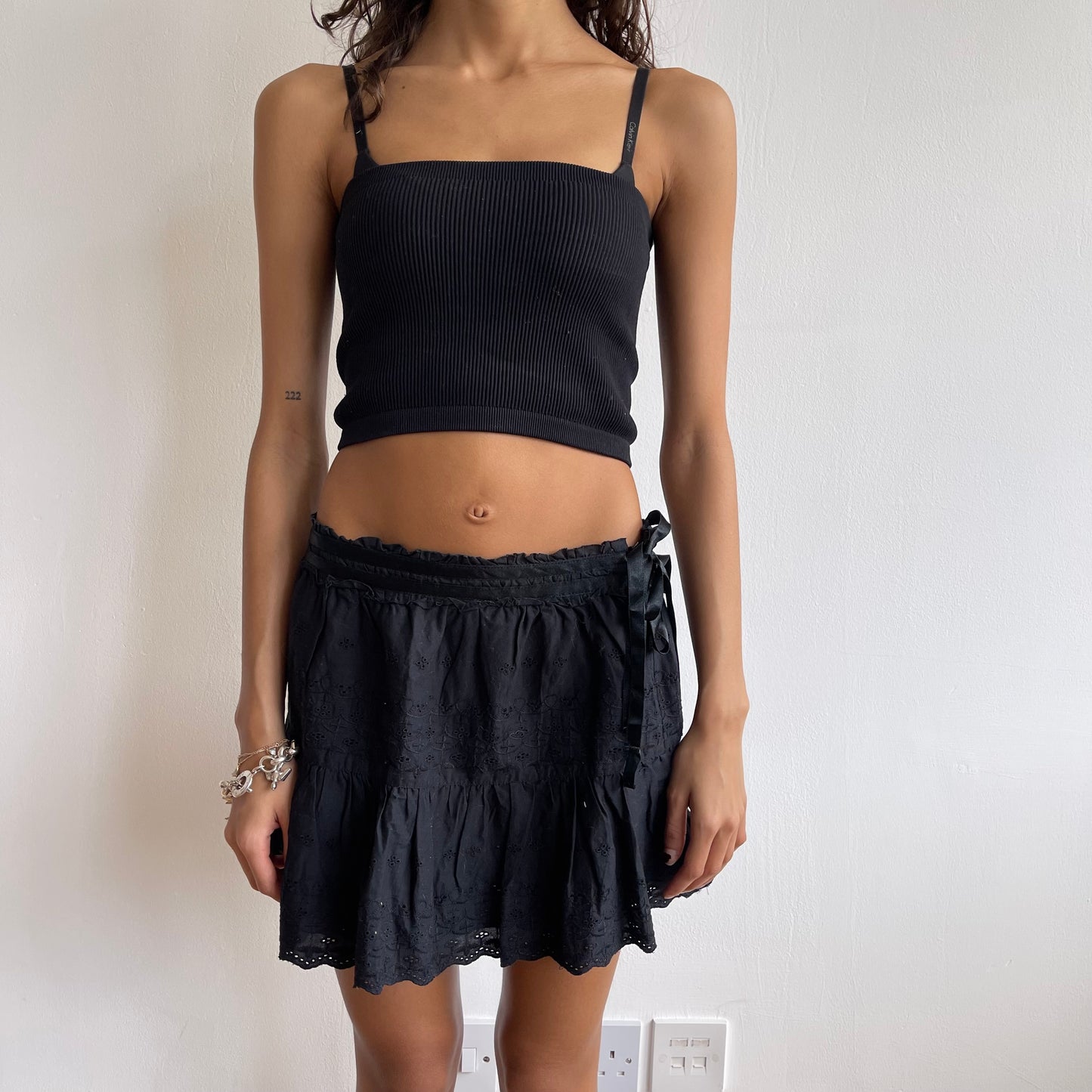Black broderie tie side skirt - Size XS/S