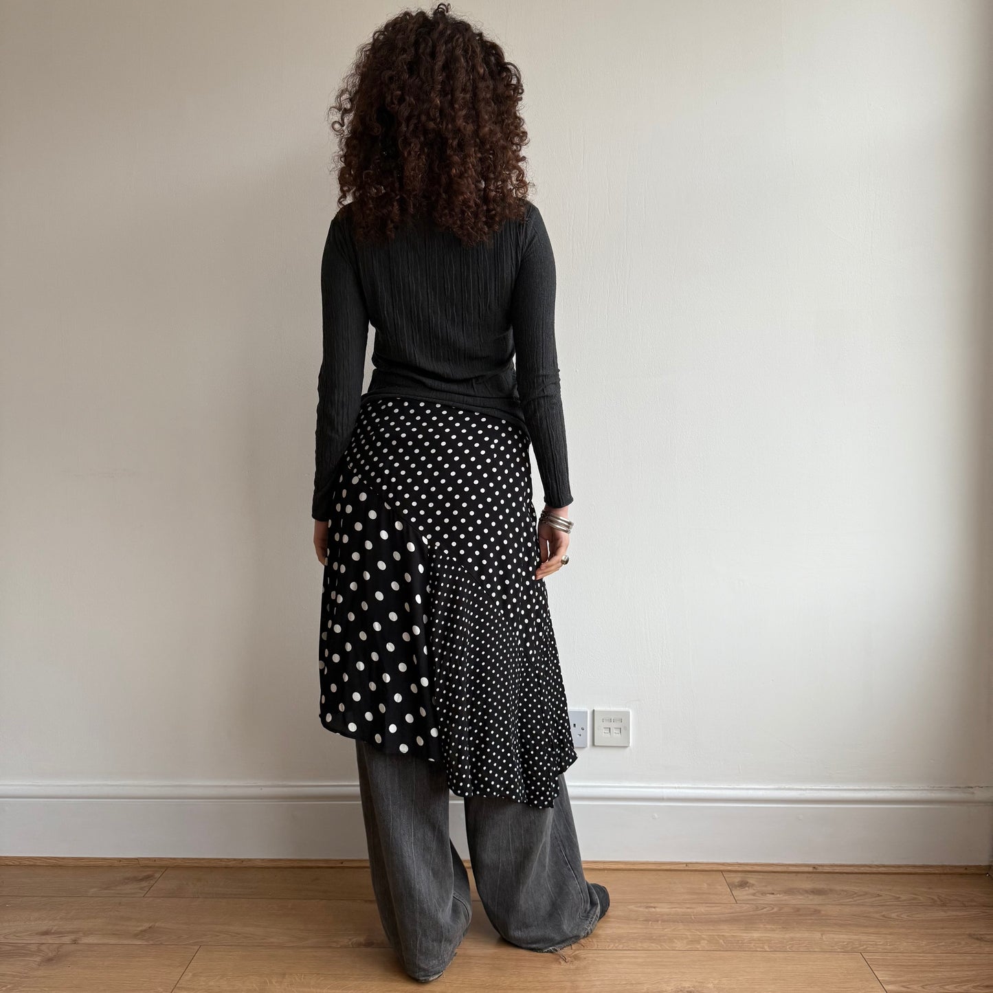 Polka dot asymmetric midi skirt - Size M/L