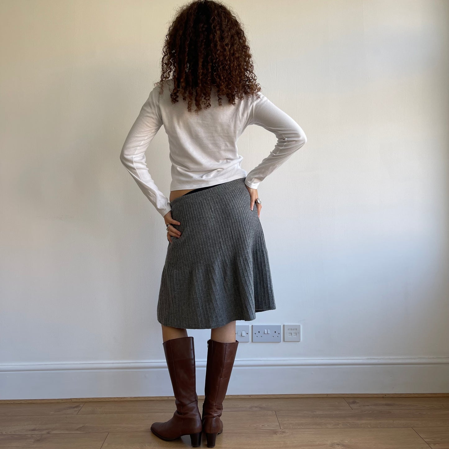 Grey knit midi skirt - Size M