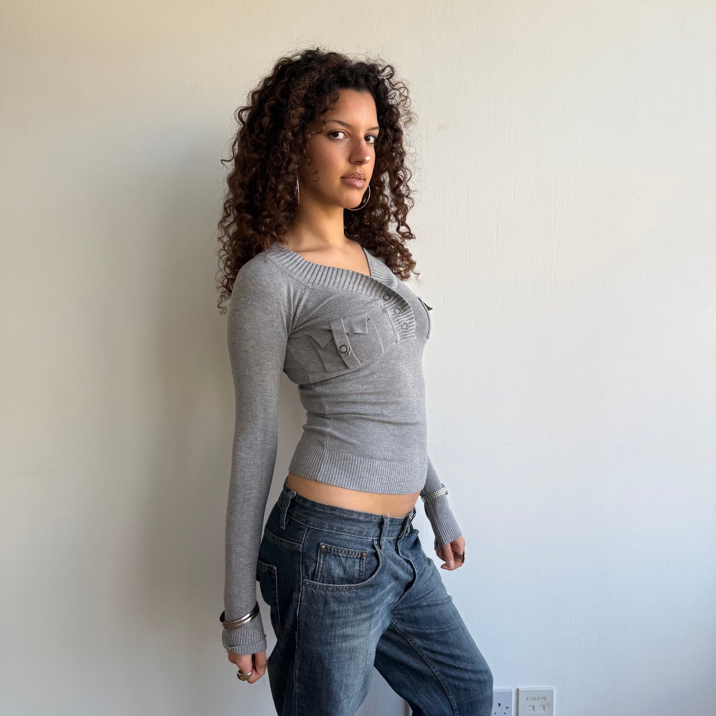 Grey v-neck knit - Size S