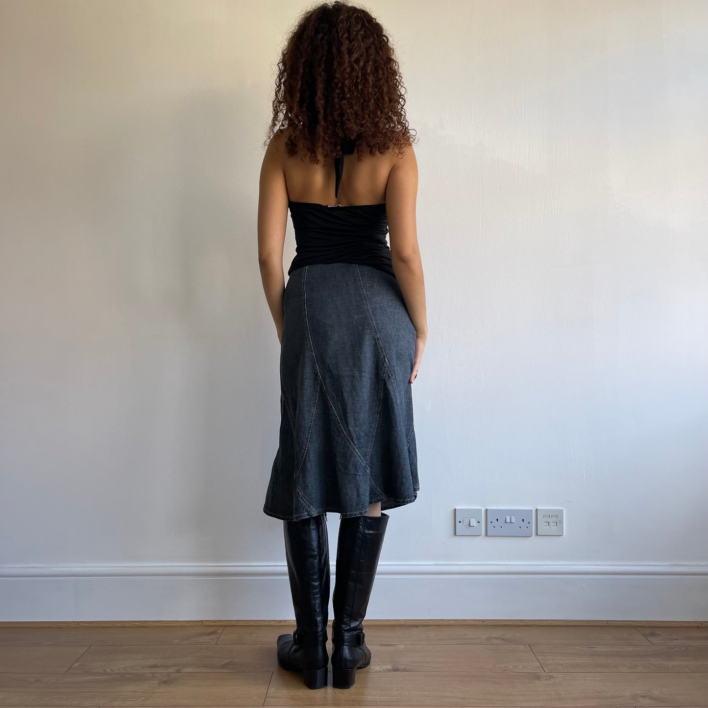 Black keyhole halterneck - Size S