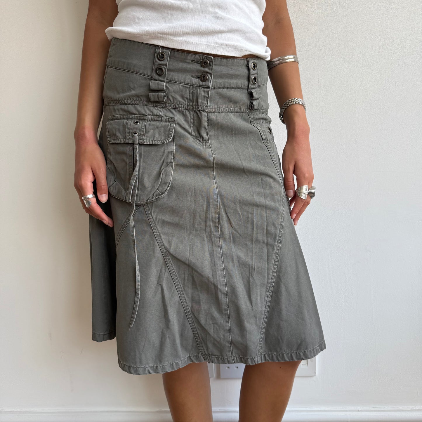 Khaki cargo midi skirt - Size S + M