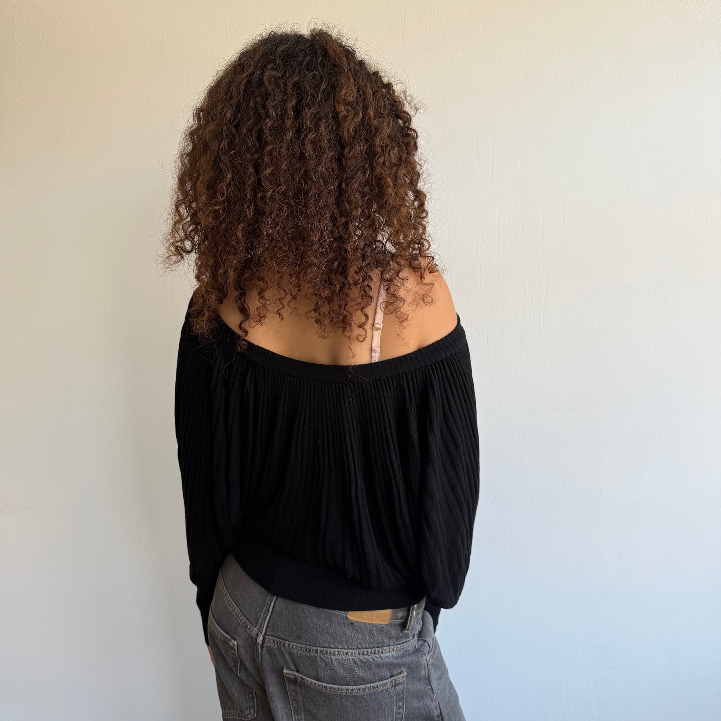 Black slouchy knit jumper - Size M