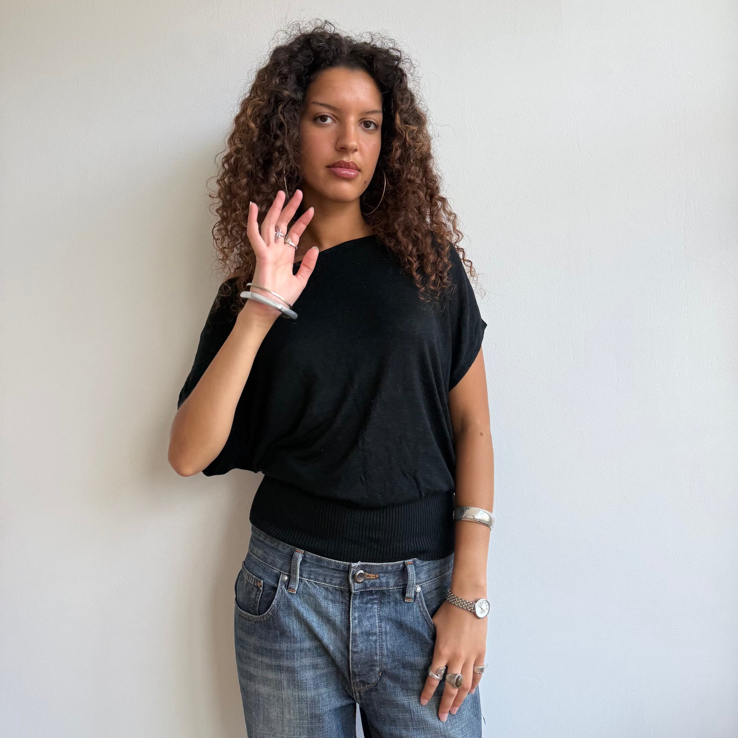 Black short sleeve slouchy knit - Size S/M