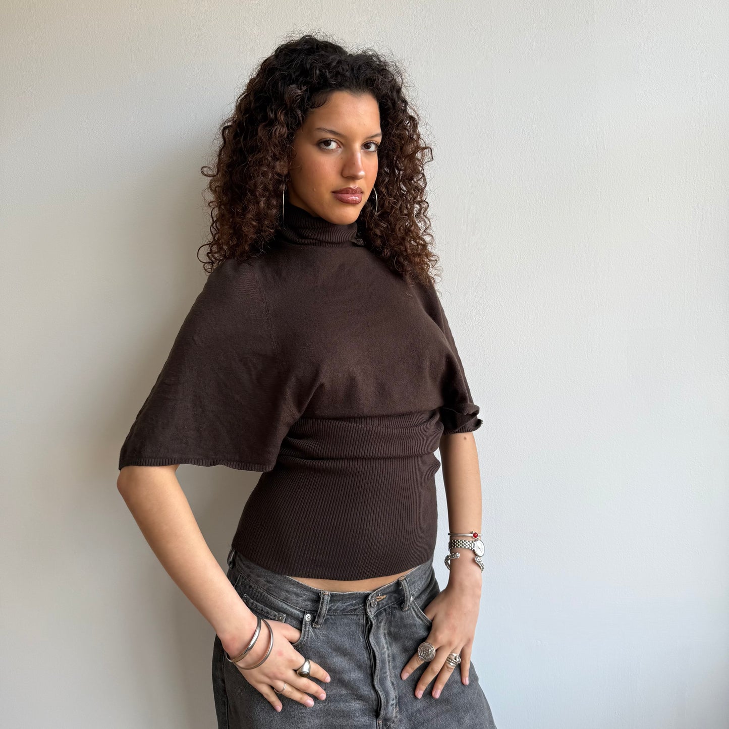 Brown slouchy roll neck - Size M