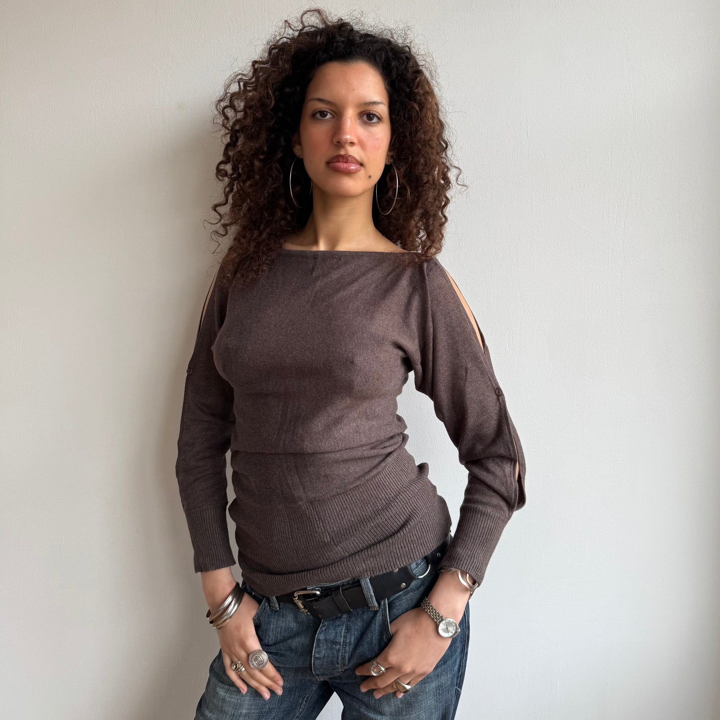 Brown cold shoulder knit - Size S