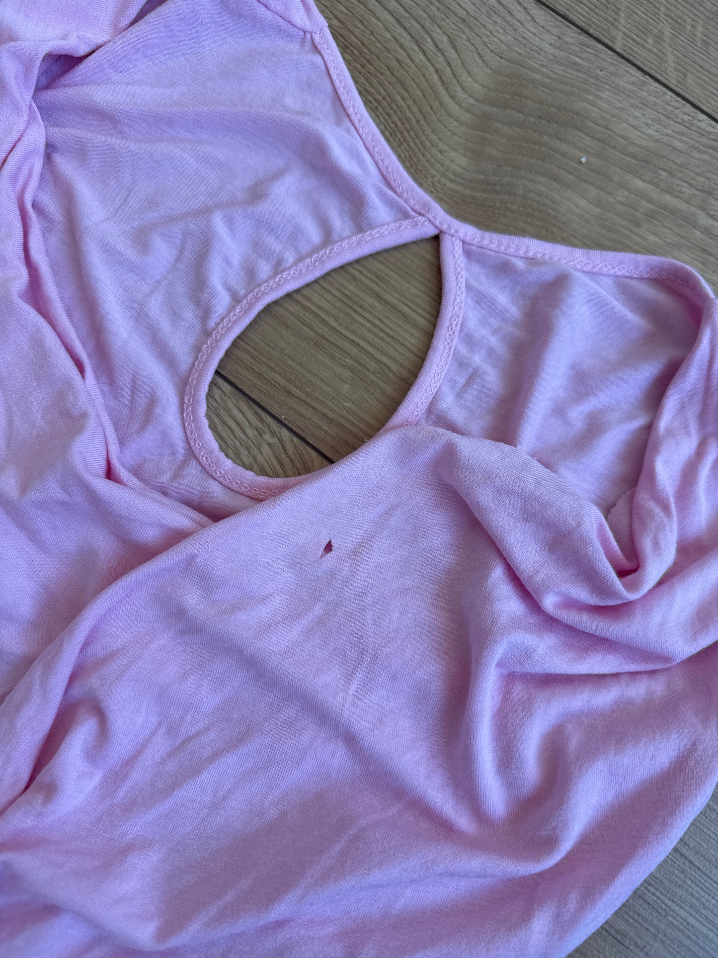Pink keyhole wrap top - Size S