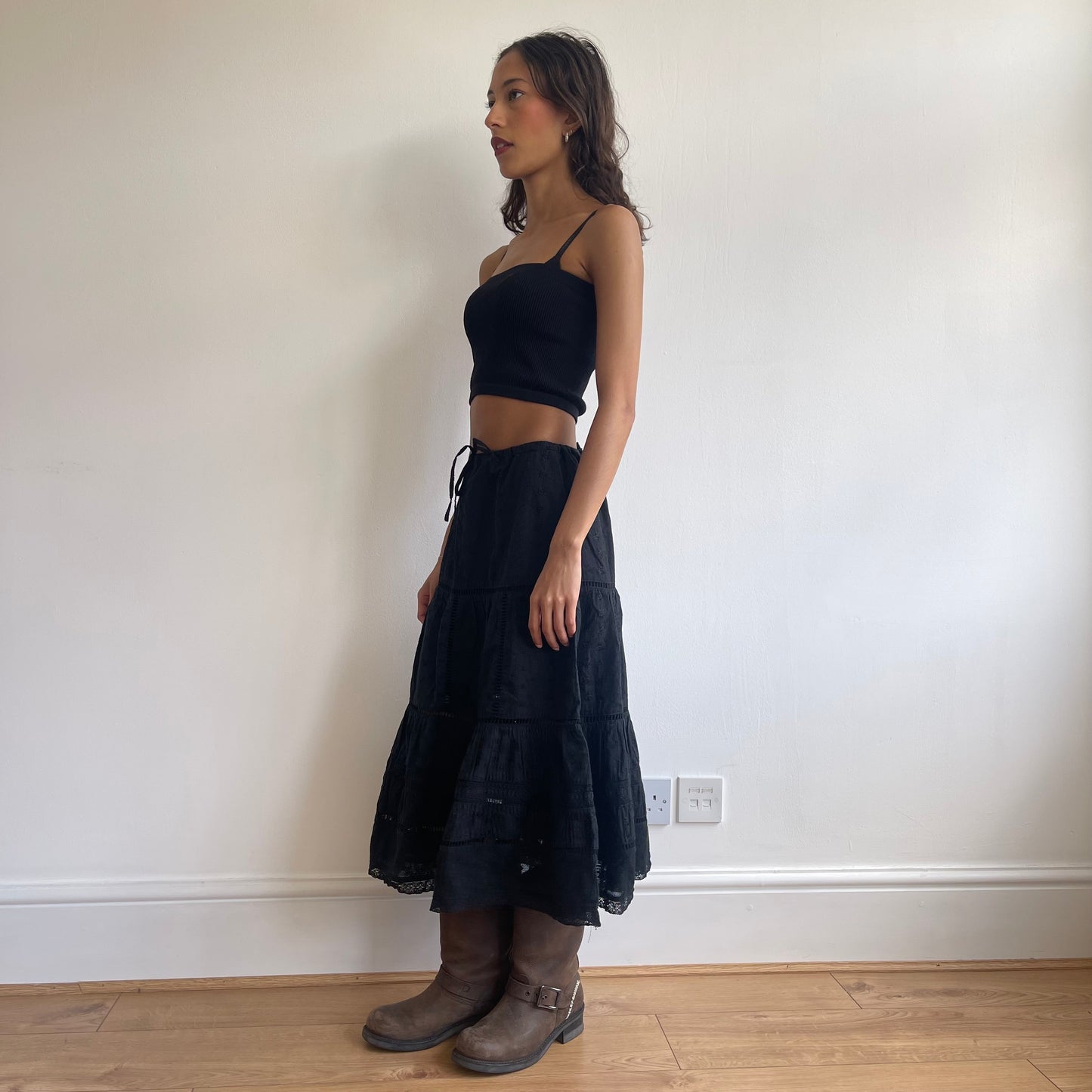 Black broderie anglaise midi skirt - Size S/M