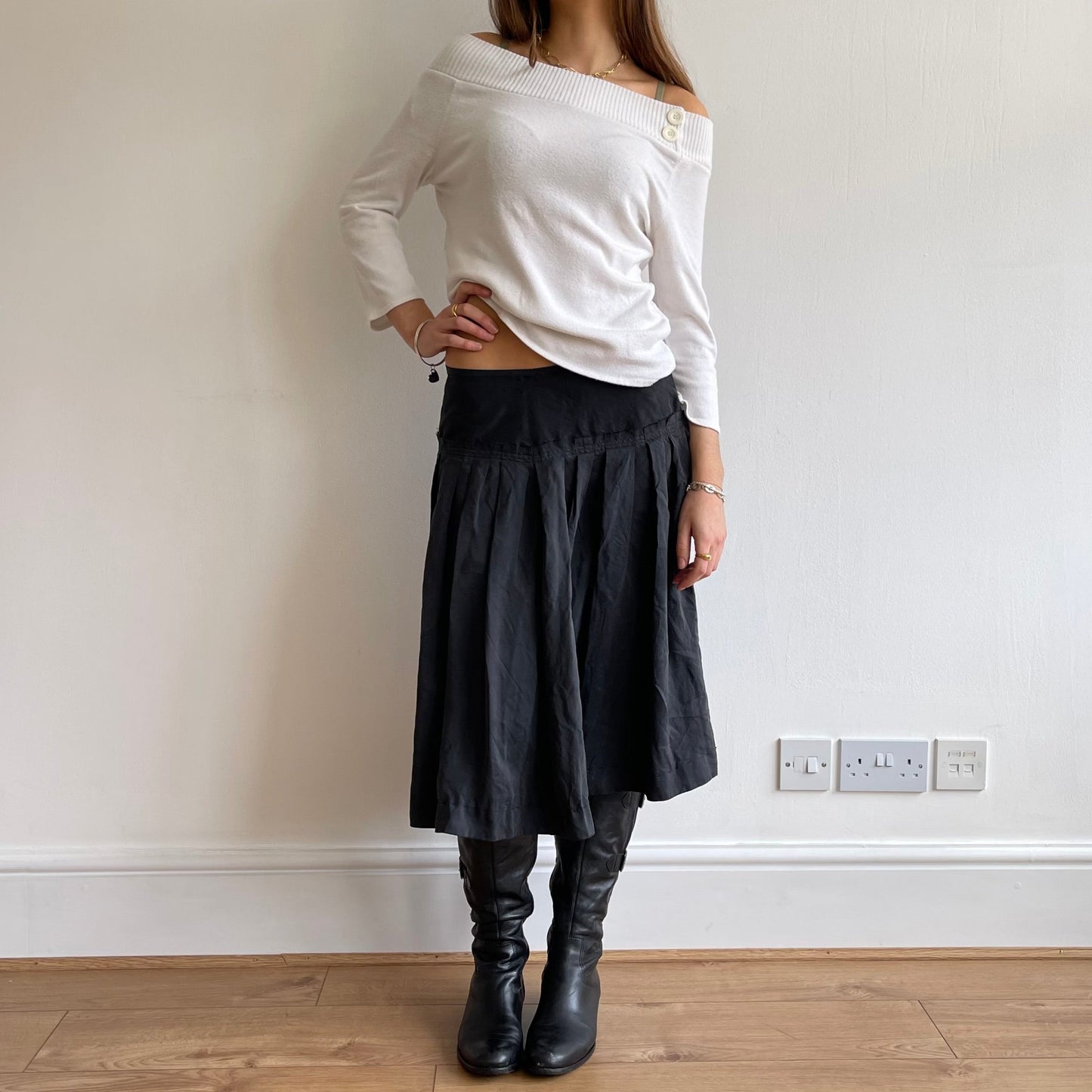 White button bardot jumper - Size M
