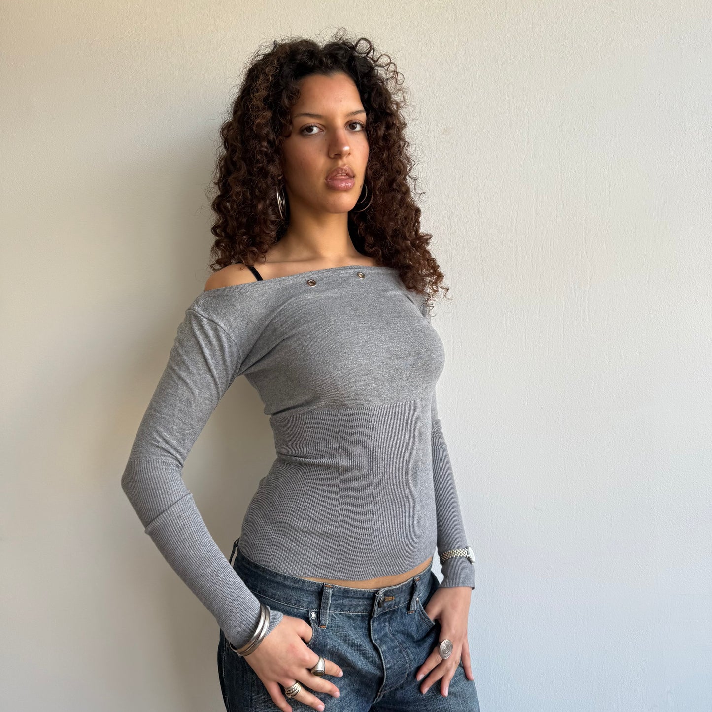 Grey grommet knit - Size S