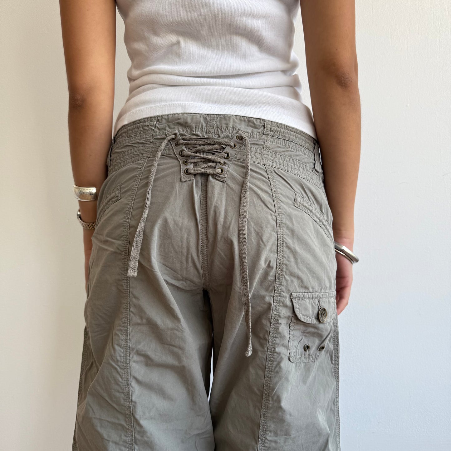 Khaki corset cargo capris - Size M