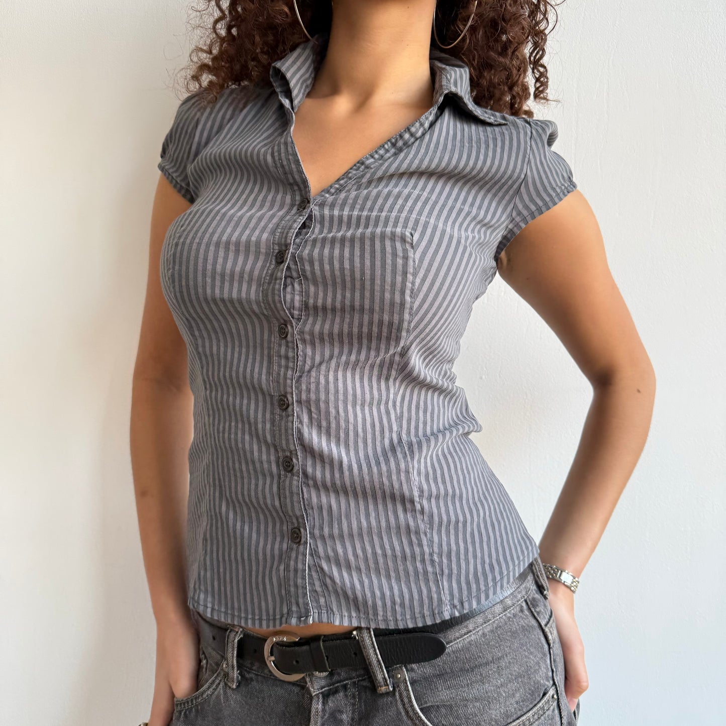 Grey stripe shirt - Size S