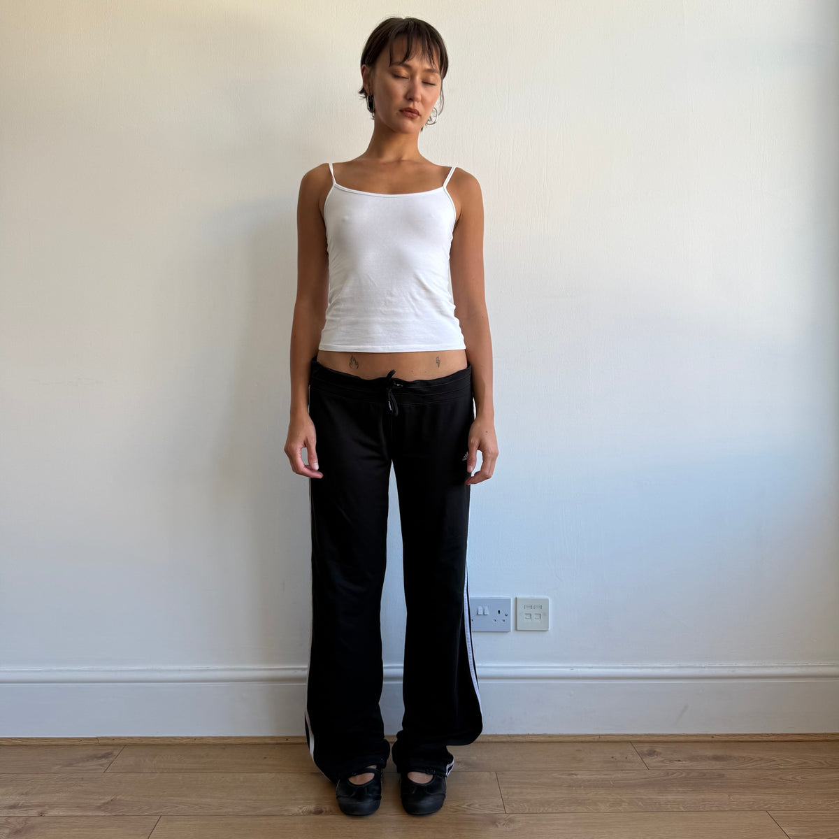 Black Adidas flared yoga pants - Size M-L