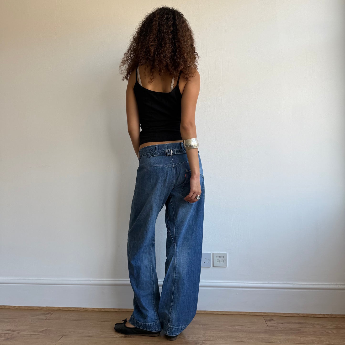 Levi’s Engineered cinch jeans - Size M