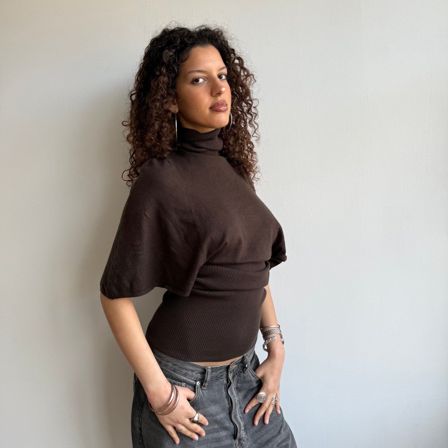 Brown slouchy roll neck - Size M