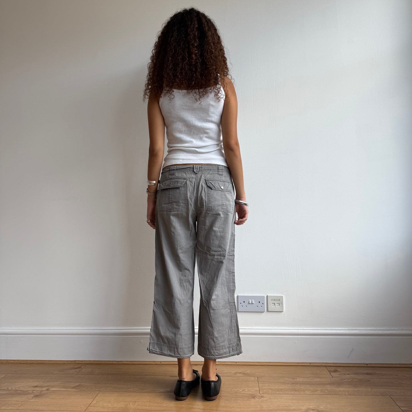 Khaki grey toggle capris - Size M