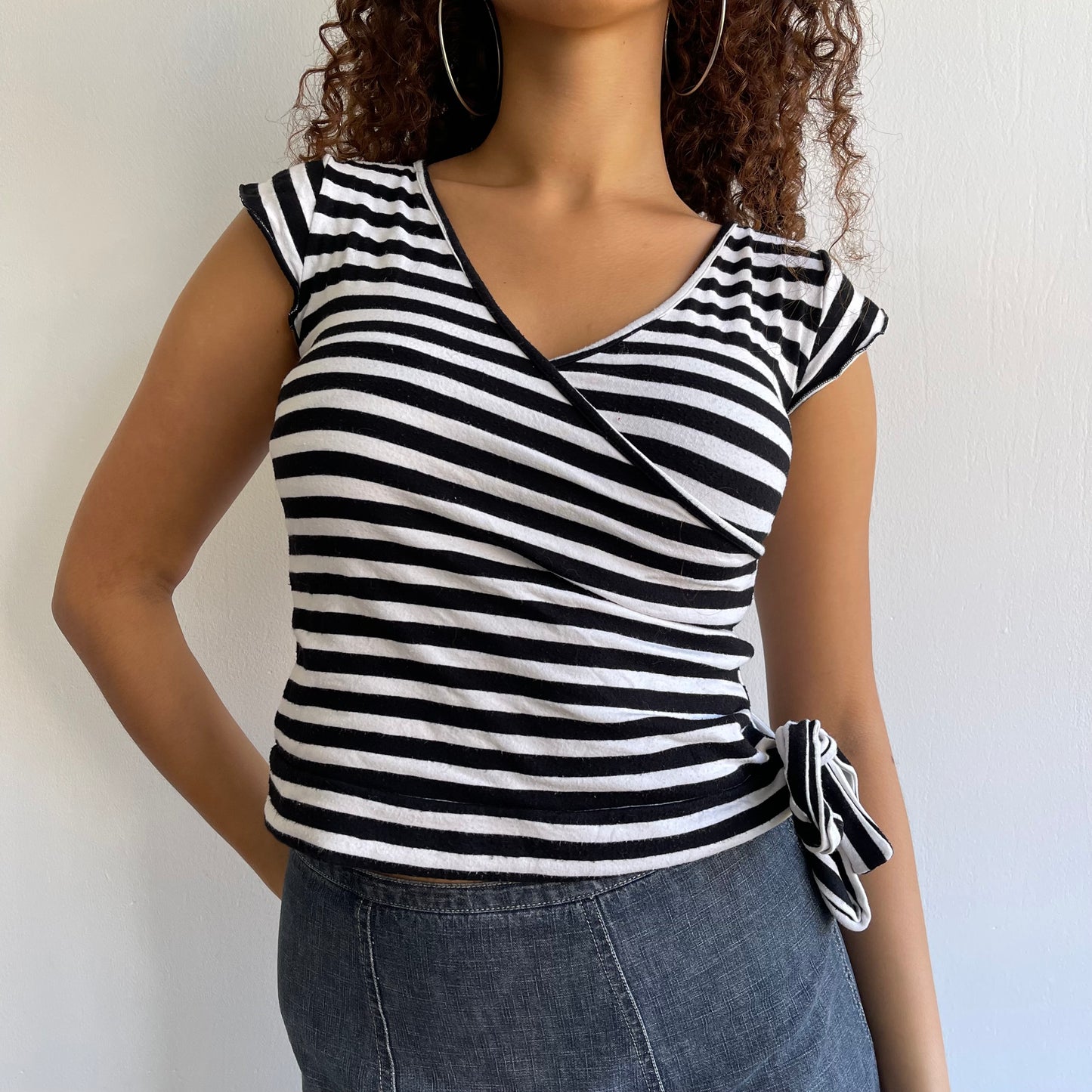Black and white stripe top - Size XS + S