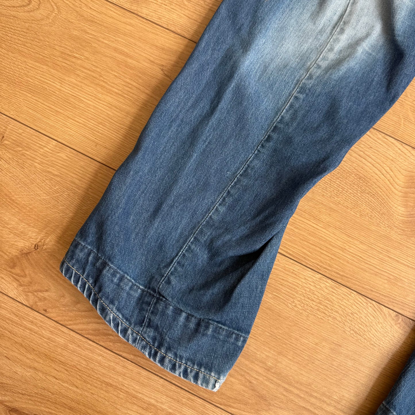 Levi’s Engineered cinch jeans - Size M/L