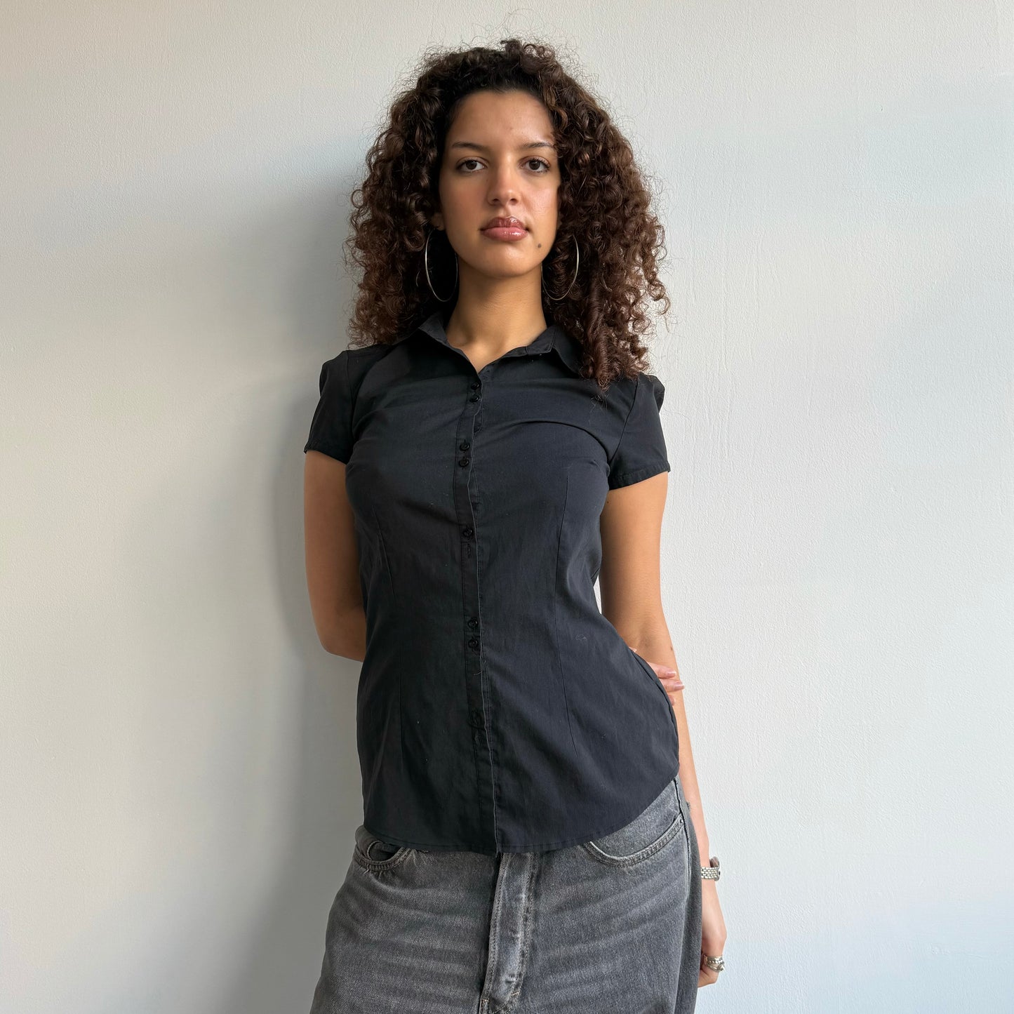 Black short sleeve shirt - Size S