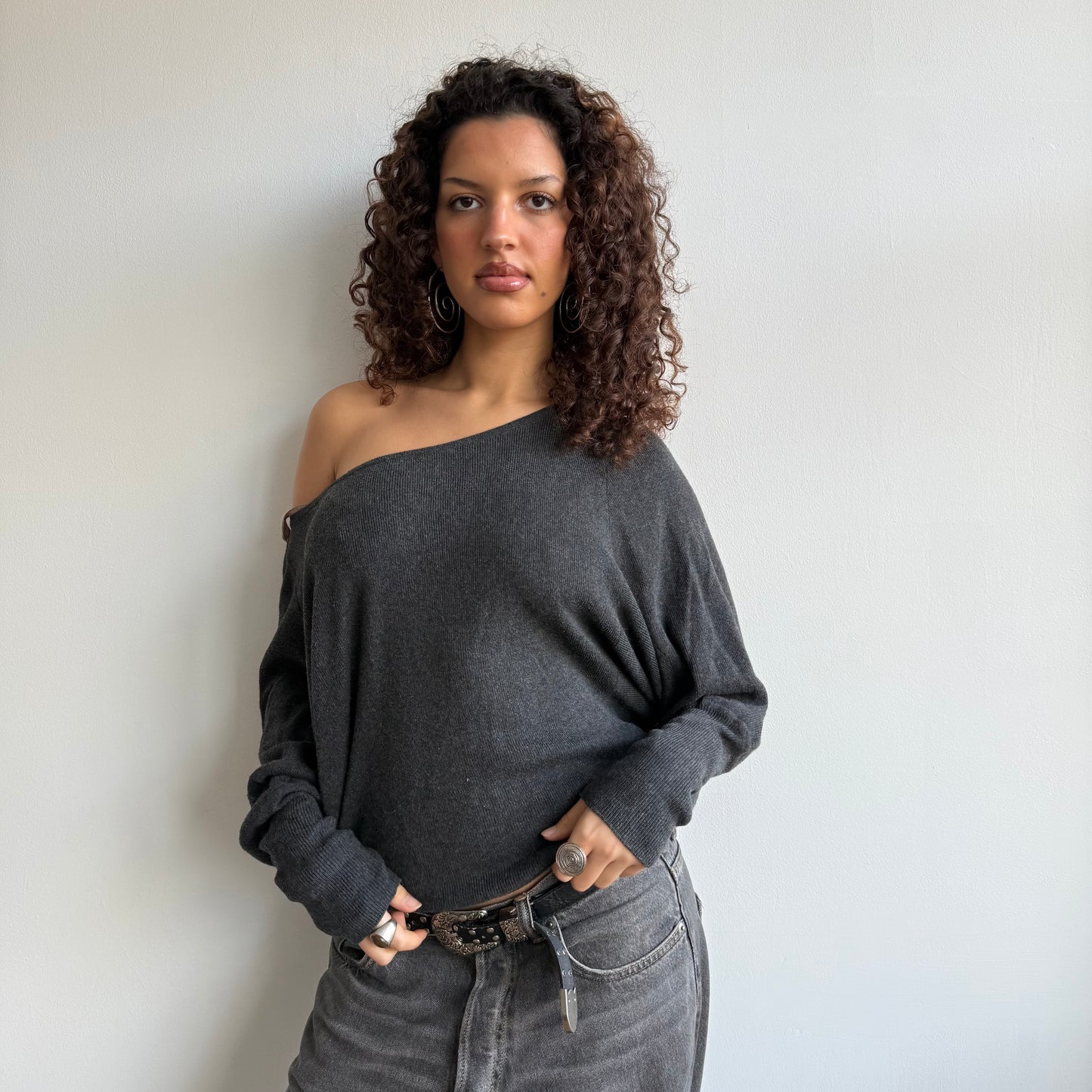 Grey batwing knit - Size M