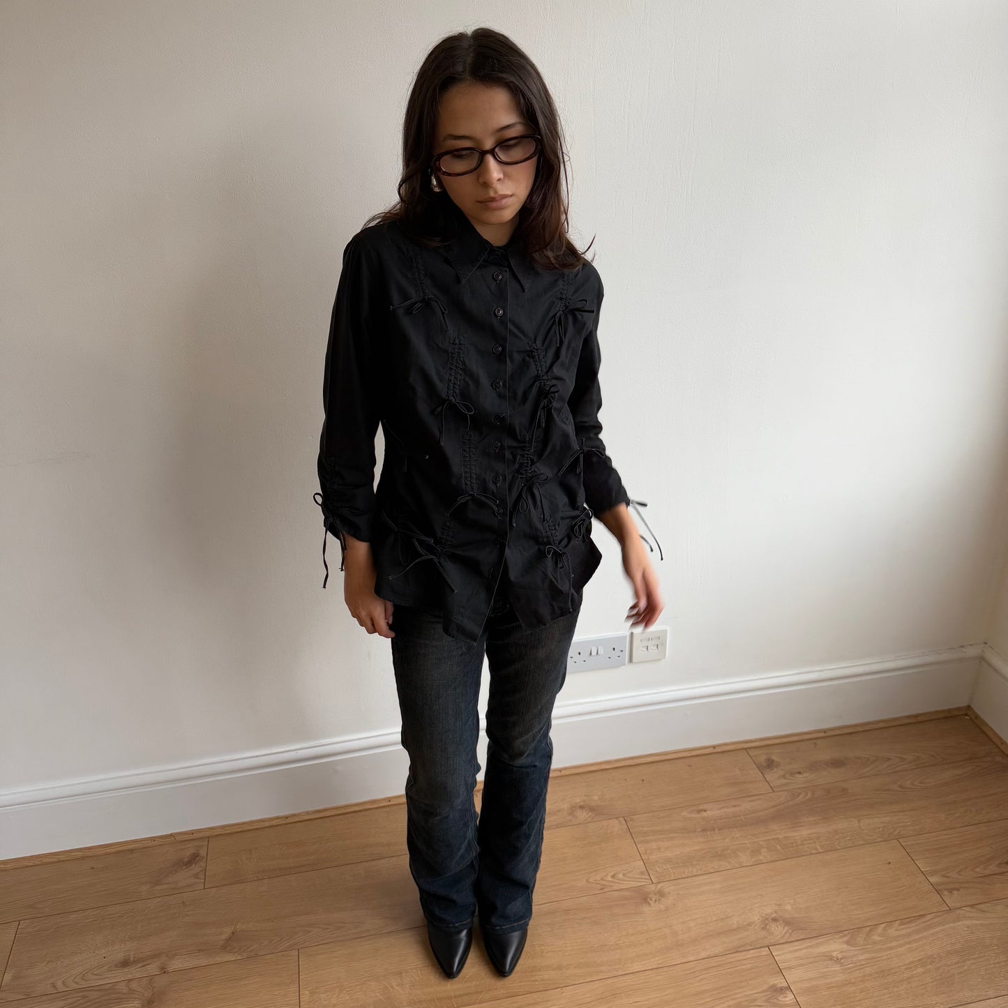 Black bow shirt - Size M