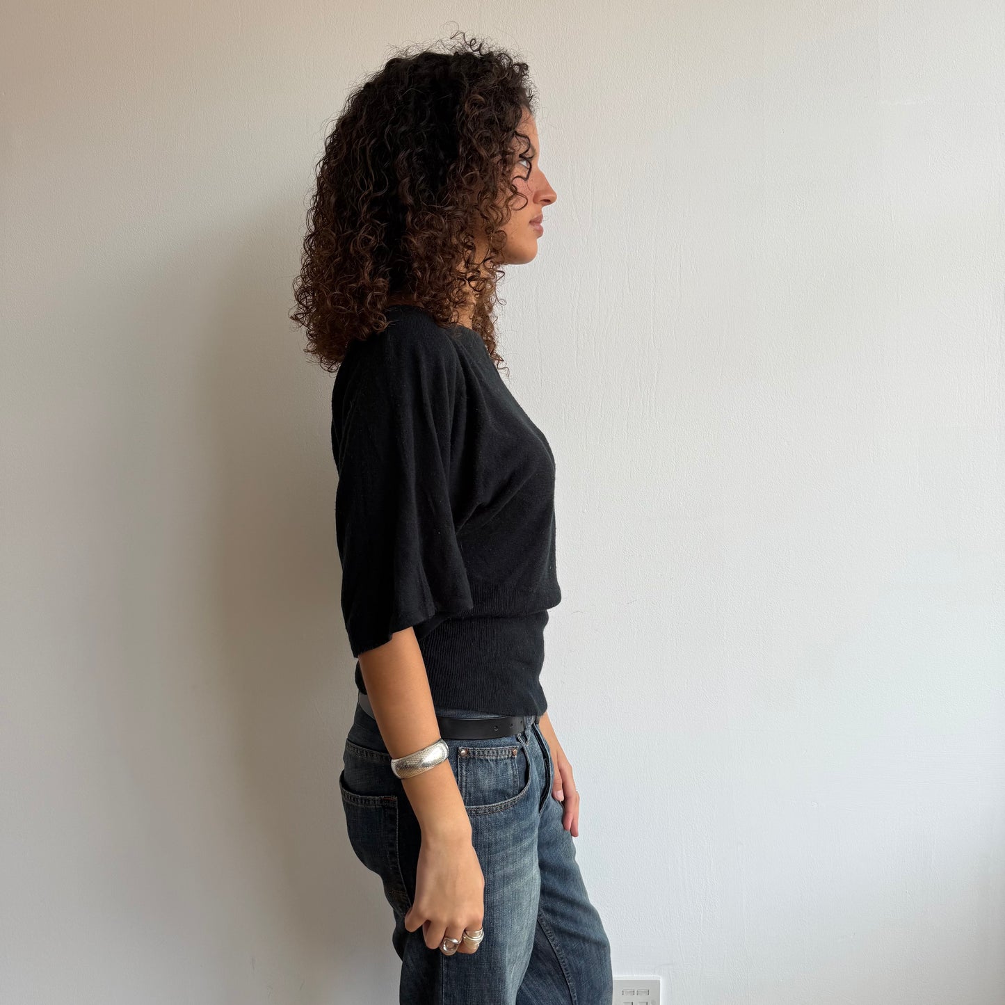 Black slouchy short sleeve knit - Size M