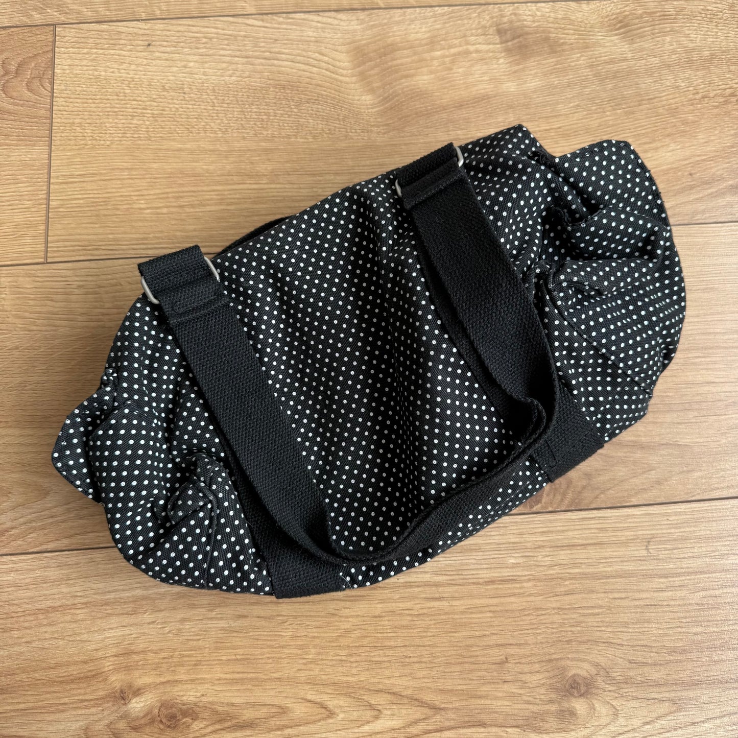 Black polka dot bowling bag