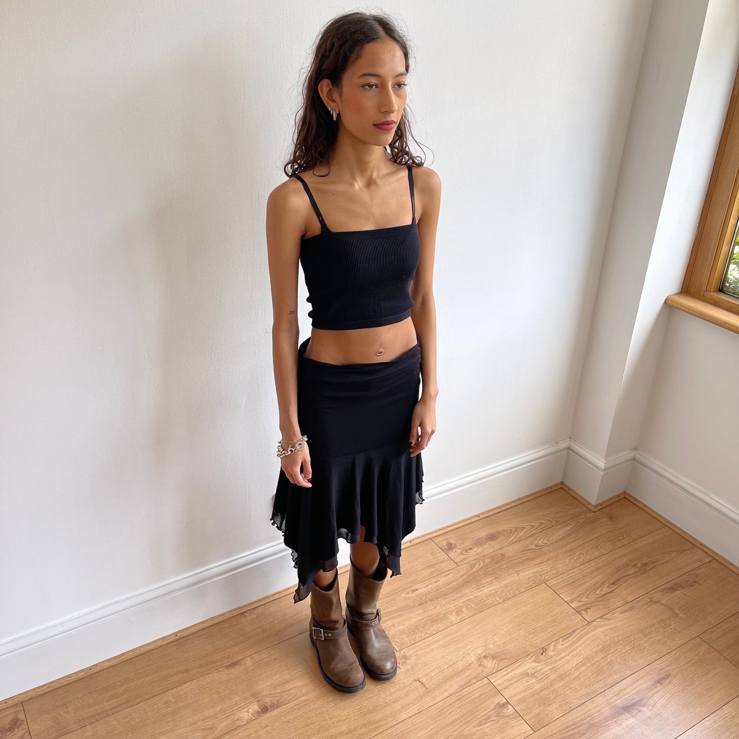 Black floaty asymmetric skirt - Size S