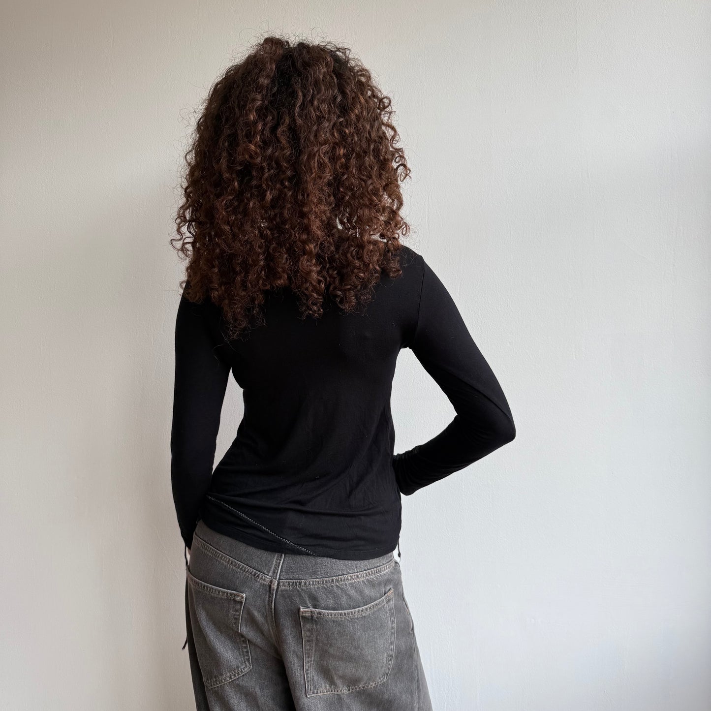 Asymmetric button top - Size S
