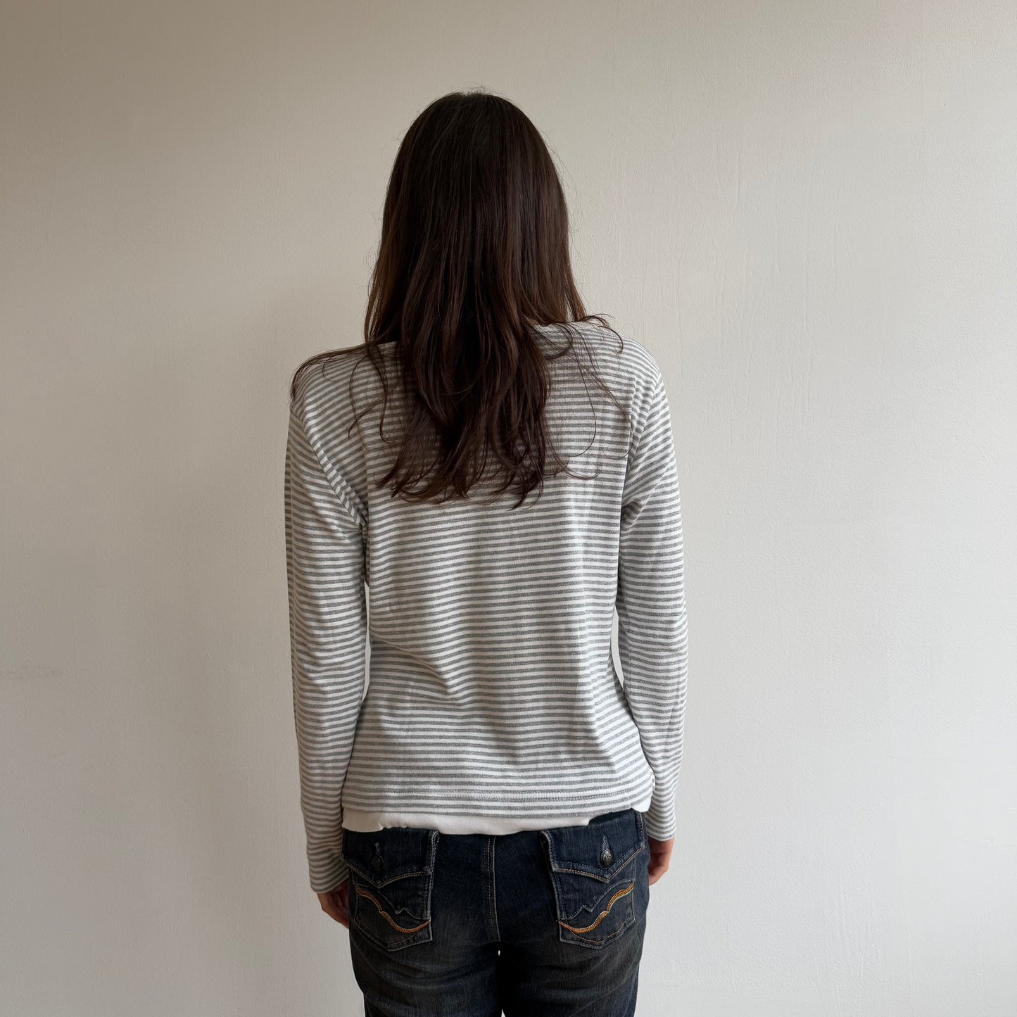 Grey striped long sleeve - Size M