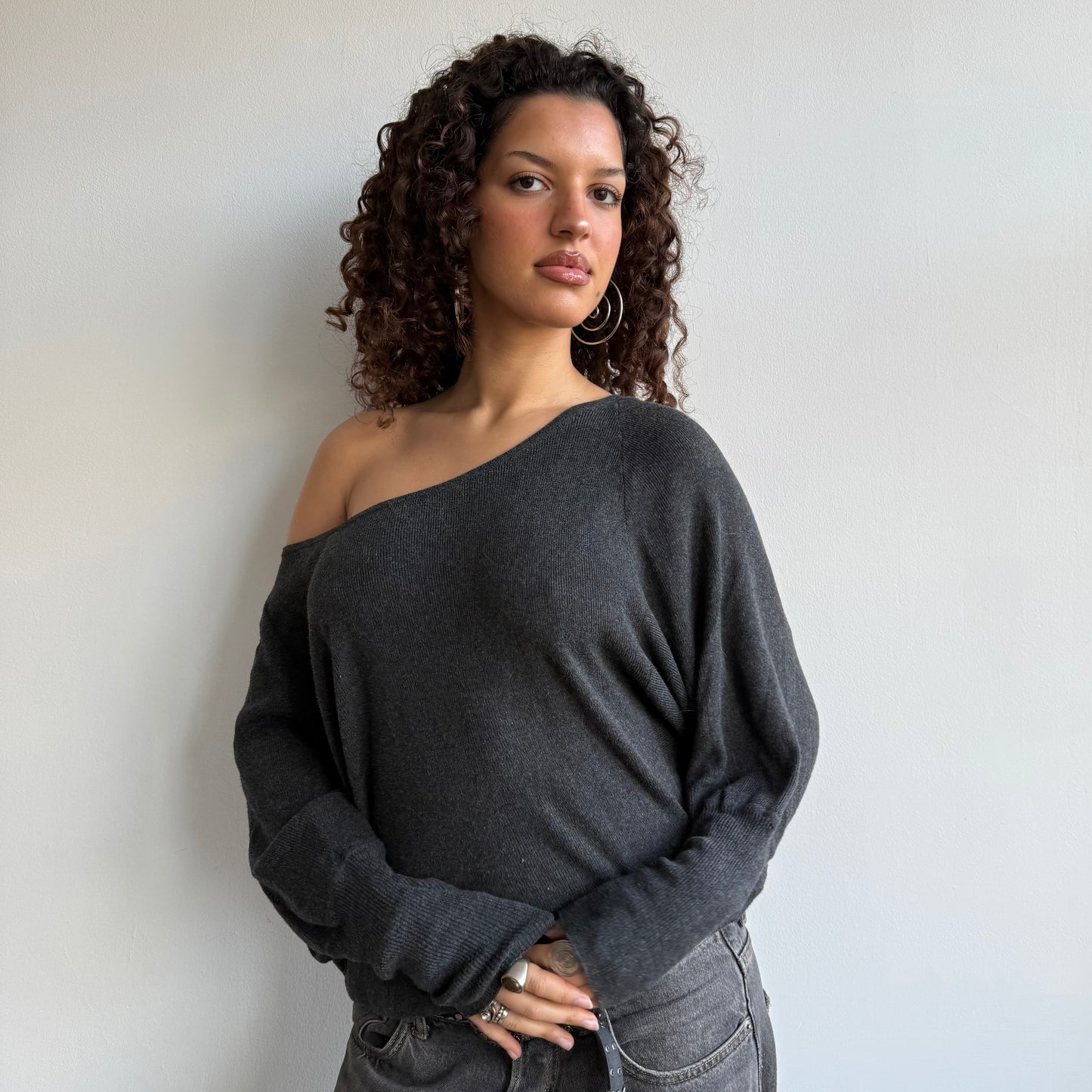Grey batwing knit - Size M