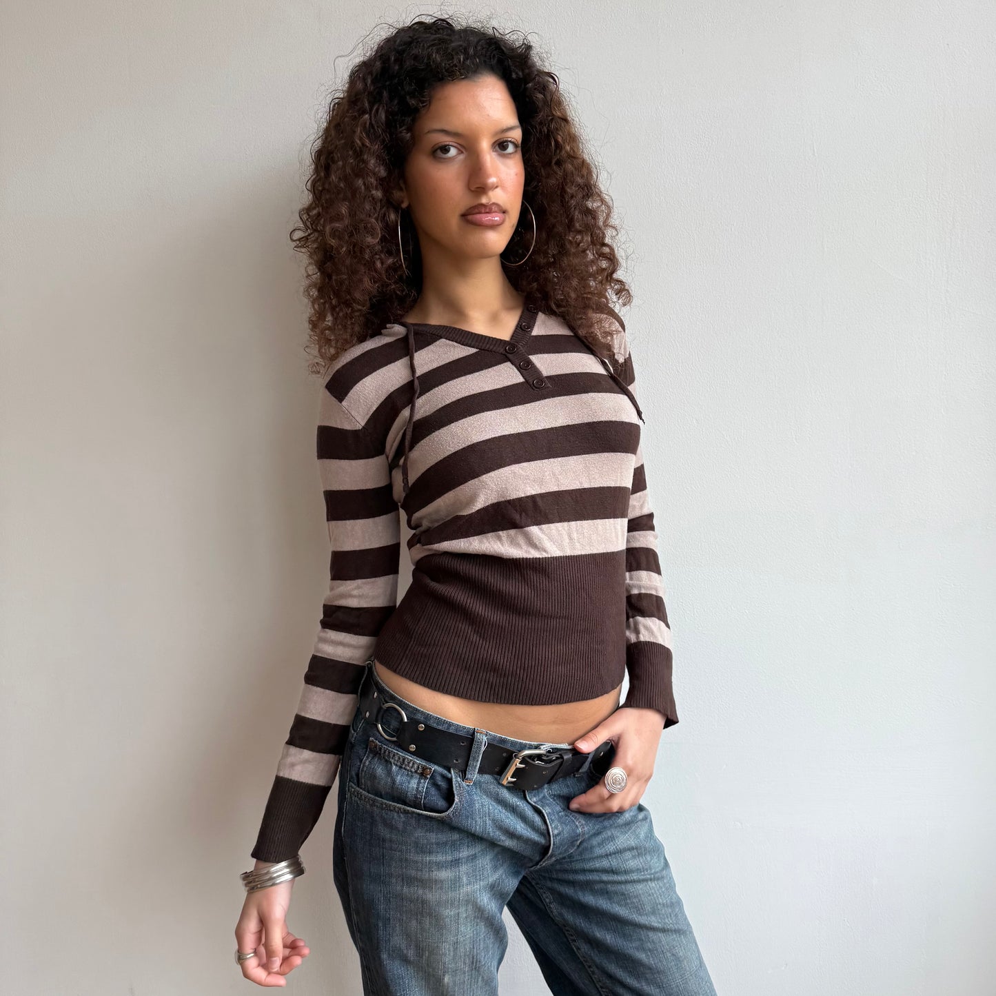 Brown striped hoodie - Size M