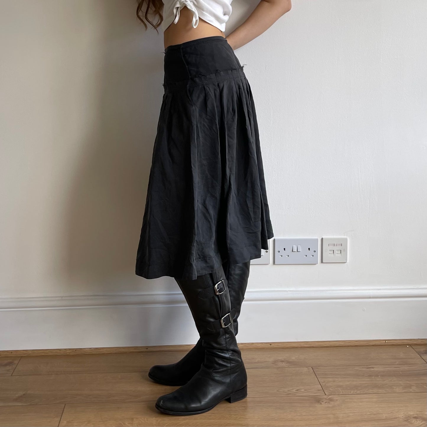 Grey cupro pleat skirt - Size M