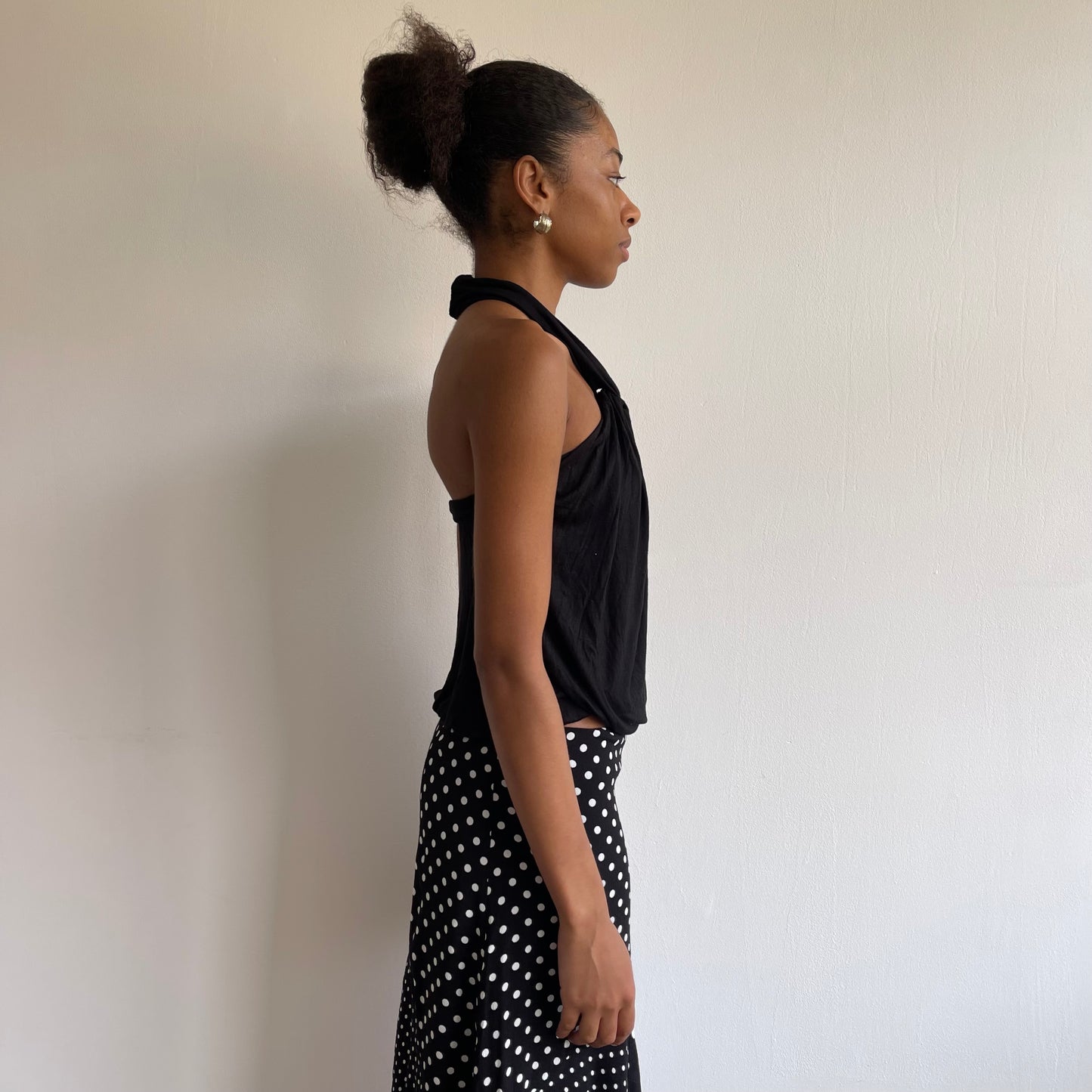 Black knot halter top - Size S