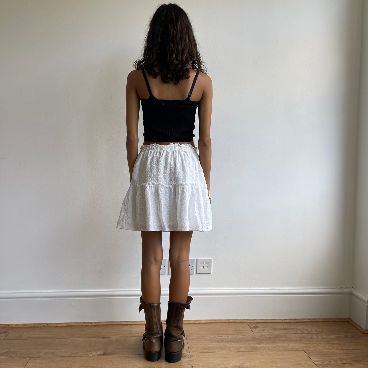 White broderie mini skirt - Size S