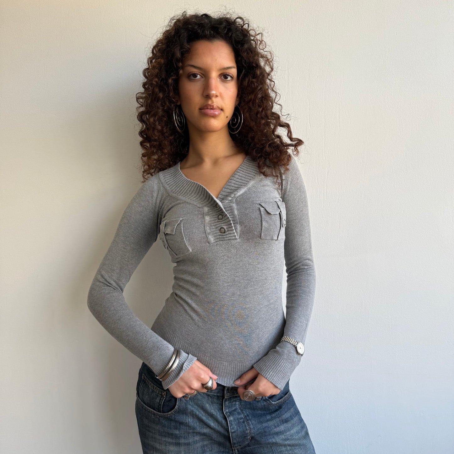 Grey v-neck knit - Size S