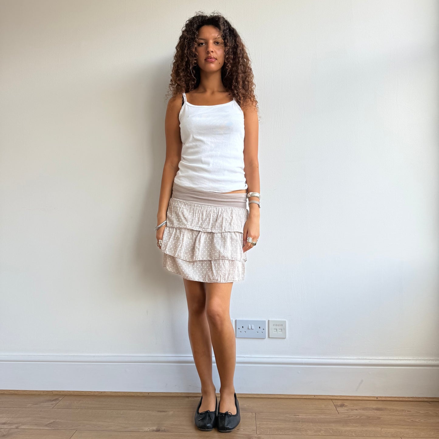 Taupe polka dot ruffle mini skirt - Size XS