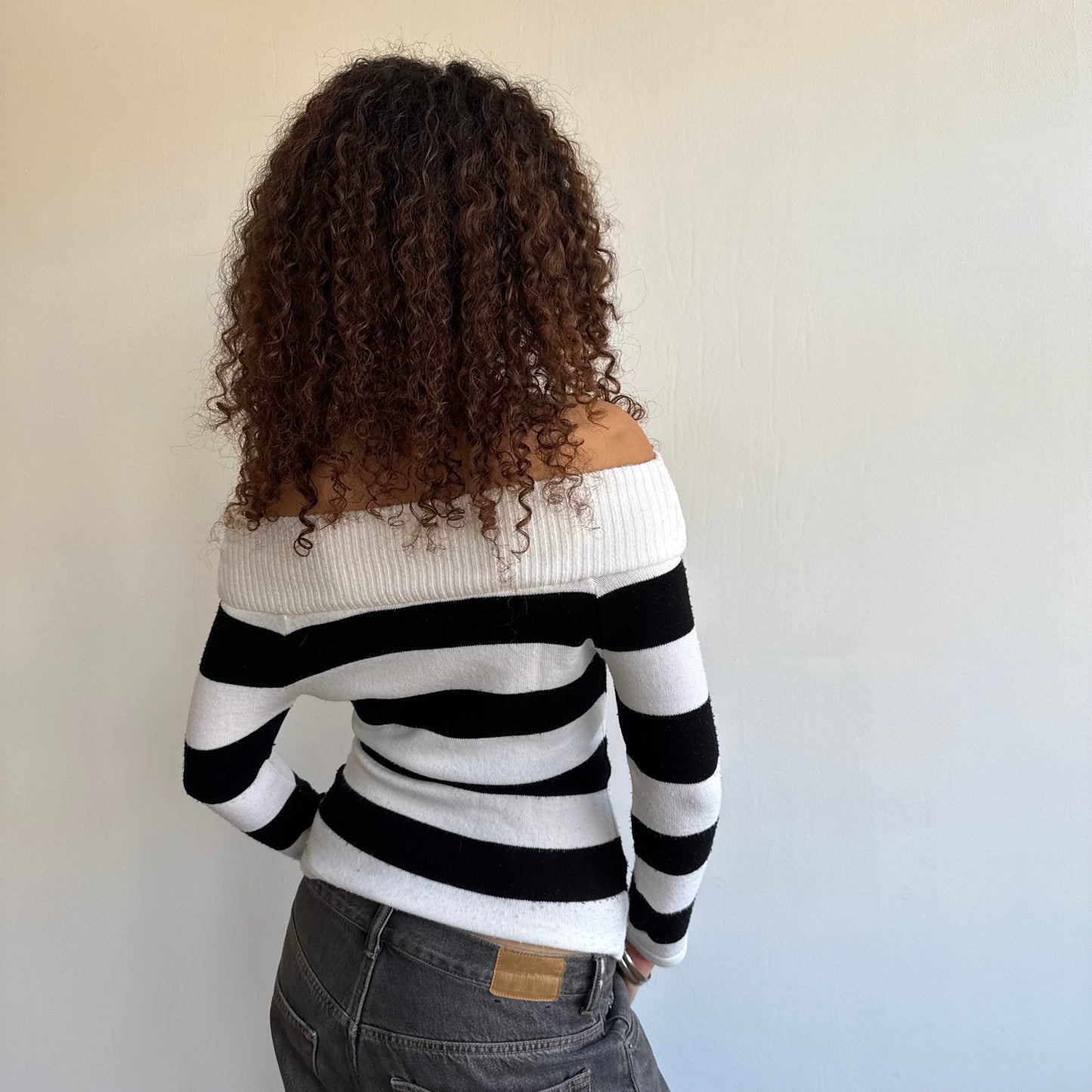 Black + white striped baddot knit - Size S