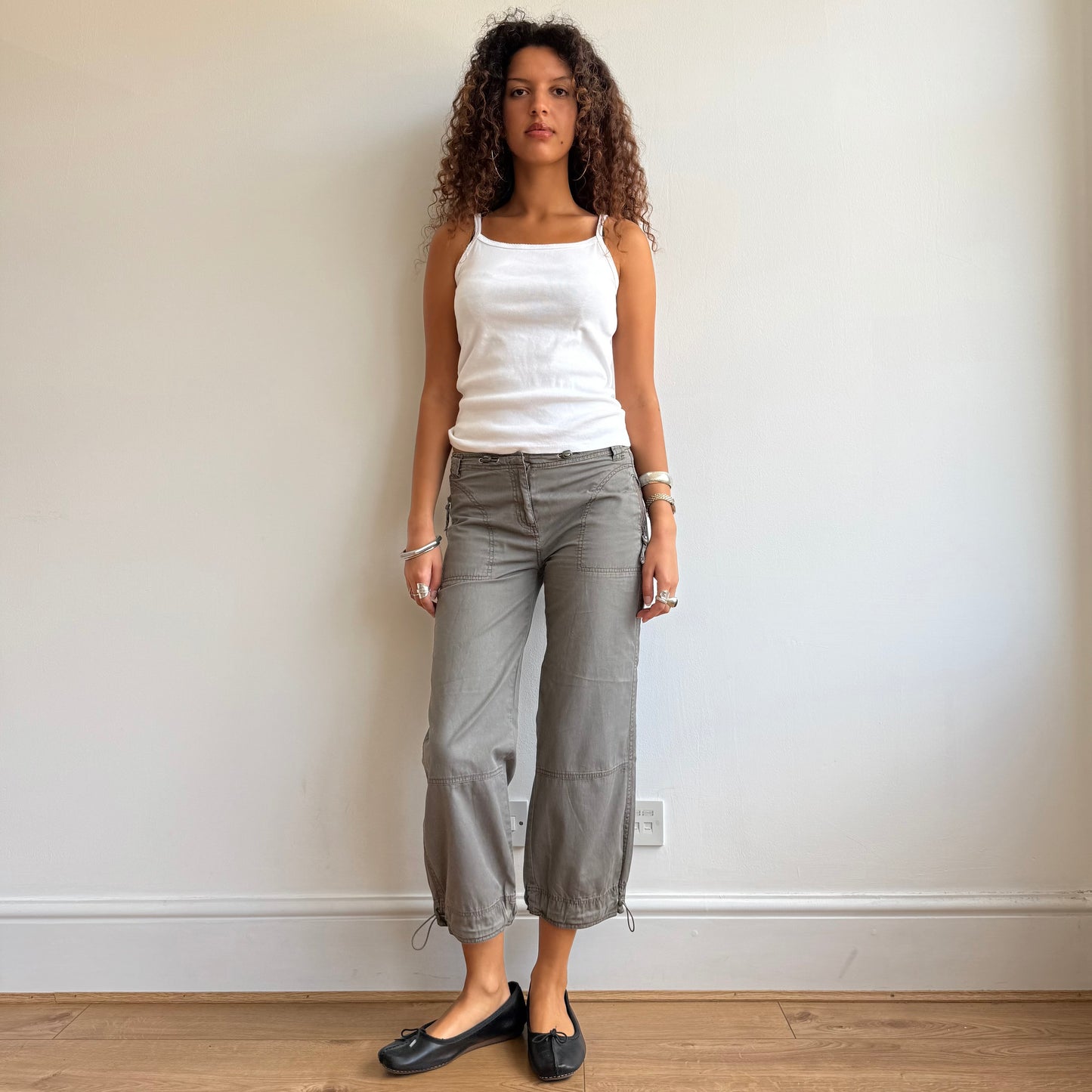 Khaki toggle capris - Size S/M