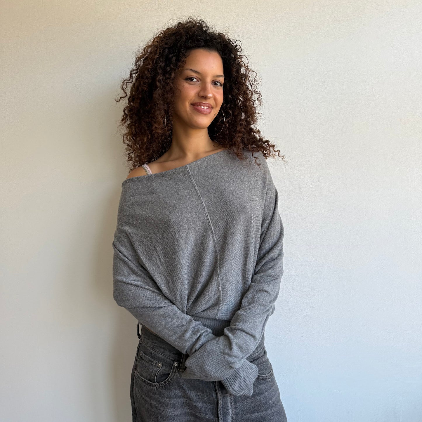 Grey slouchy button knit - Size S/M