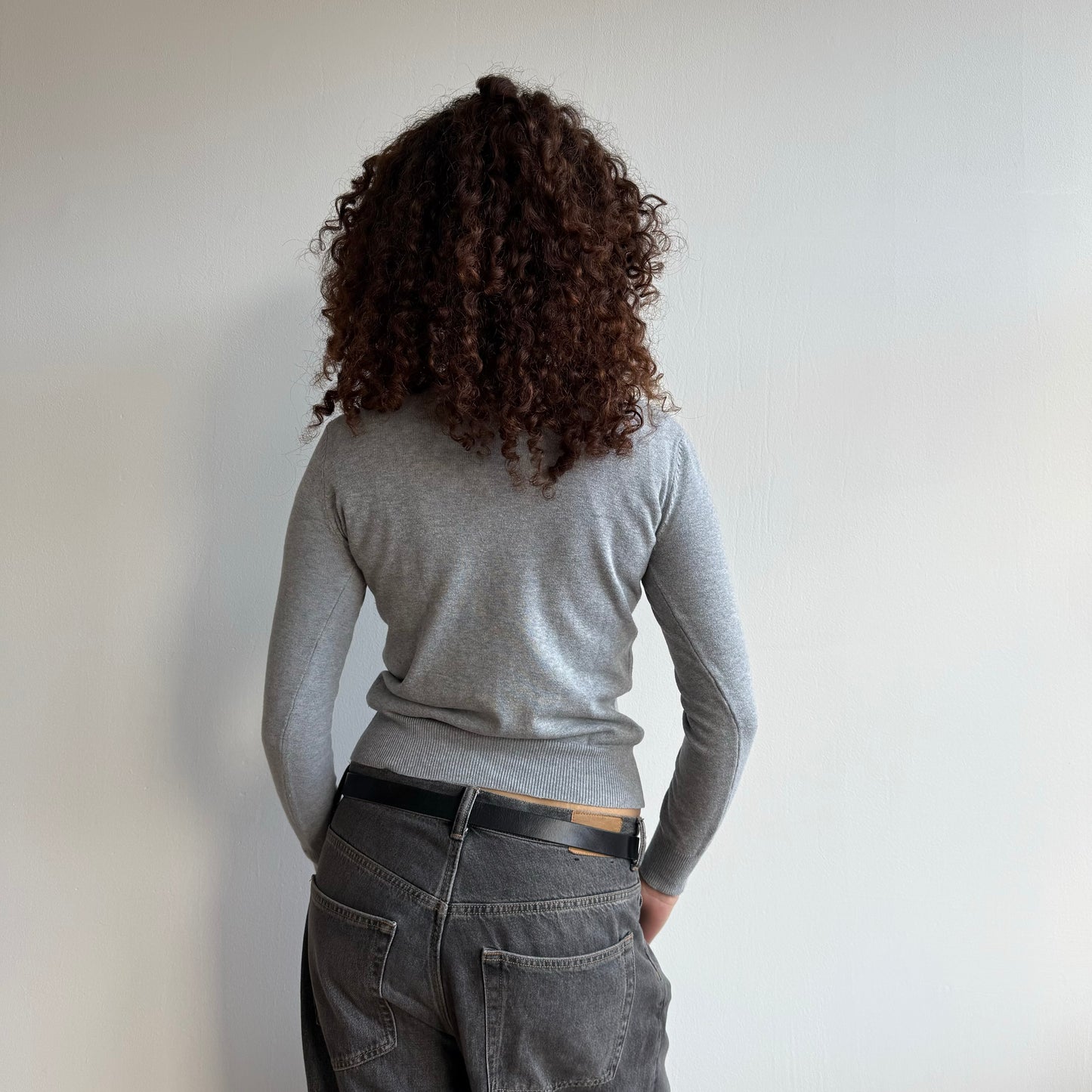 Grey v-neck knit - Size S