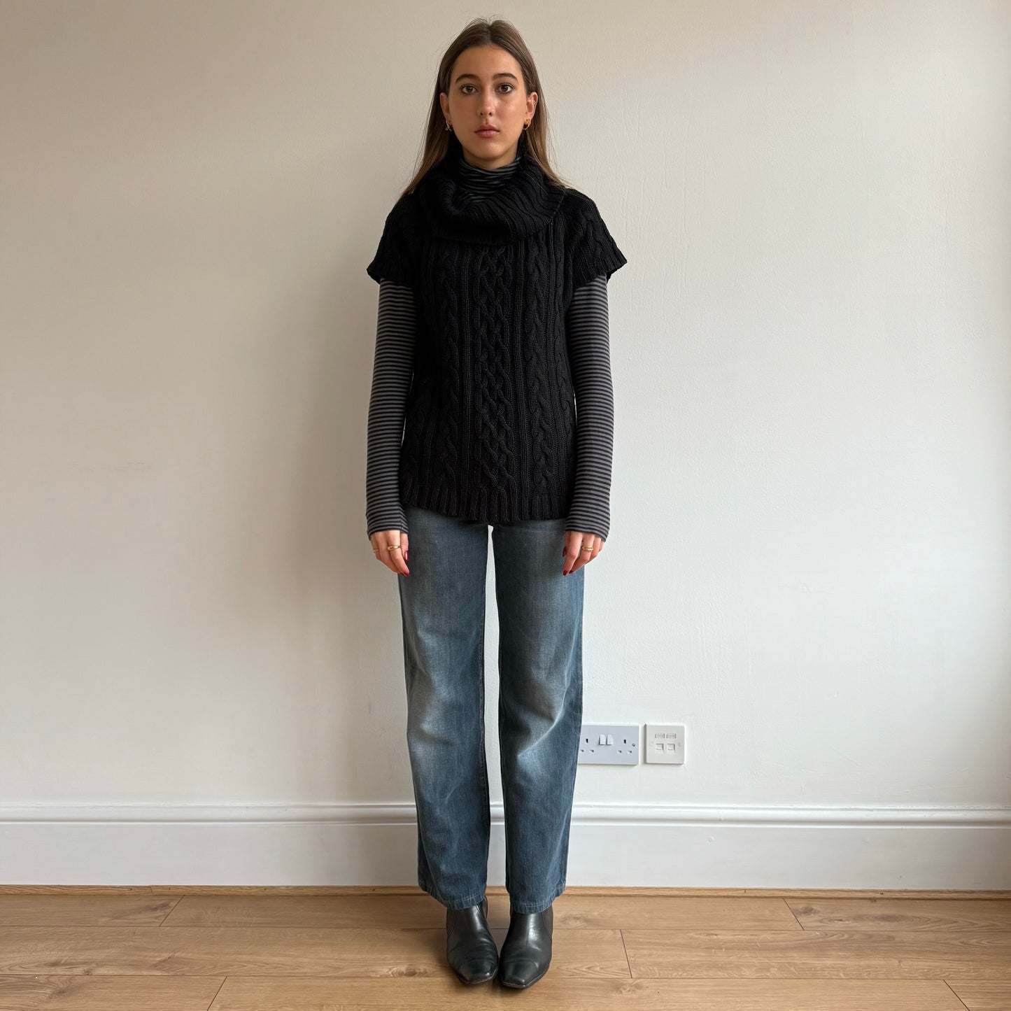 Chunky cable knit roll neck - Size M