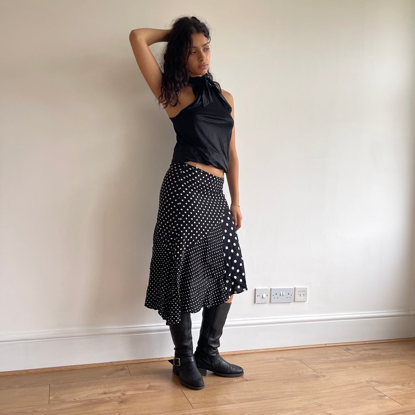 Polka dot asymmetric midi skirt - Size M/L