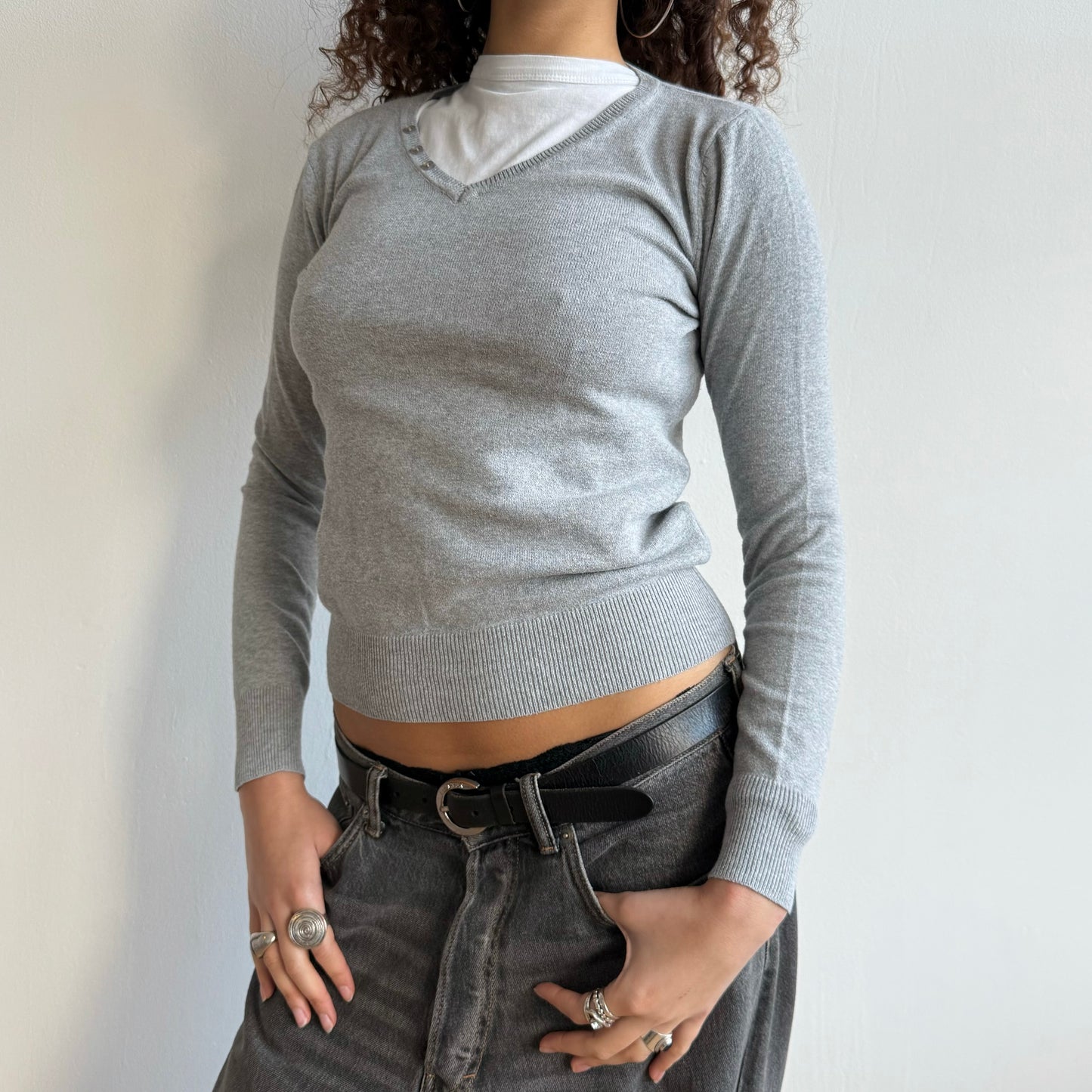 Grey v-neck knit - Size S