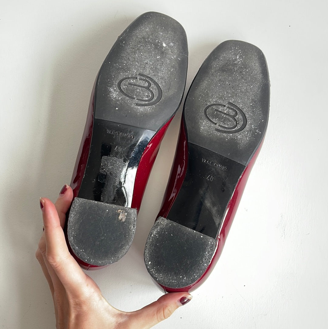 Red heeled ballet shoes - Size UK7