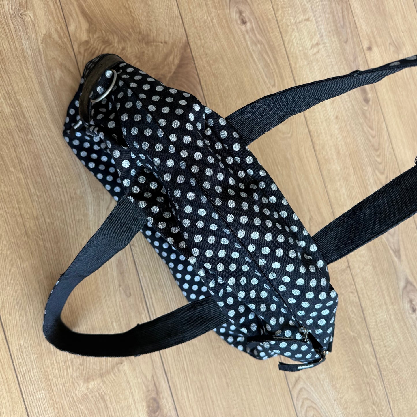 Black polka dot bowling bag