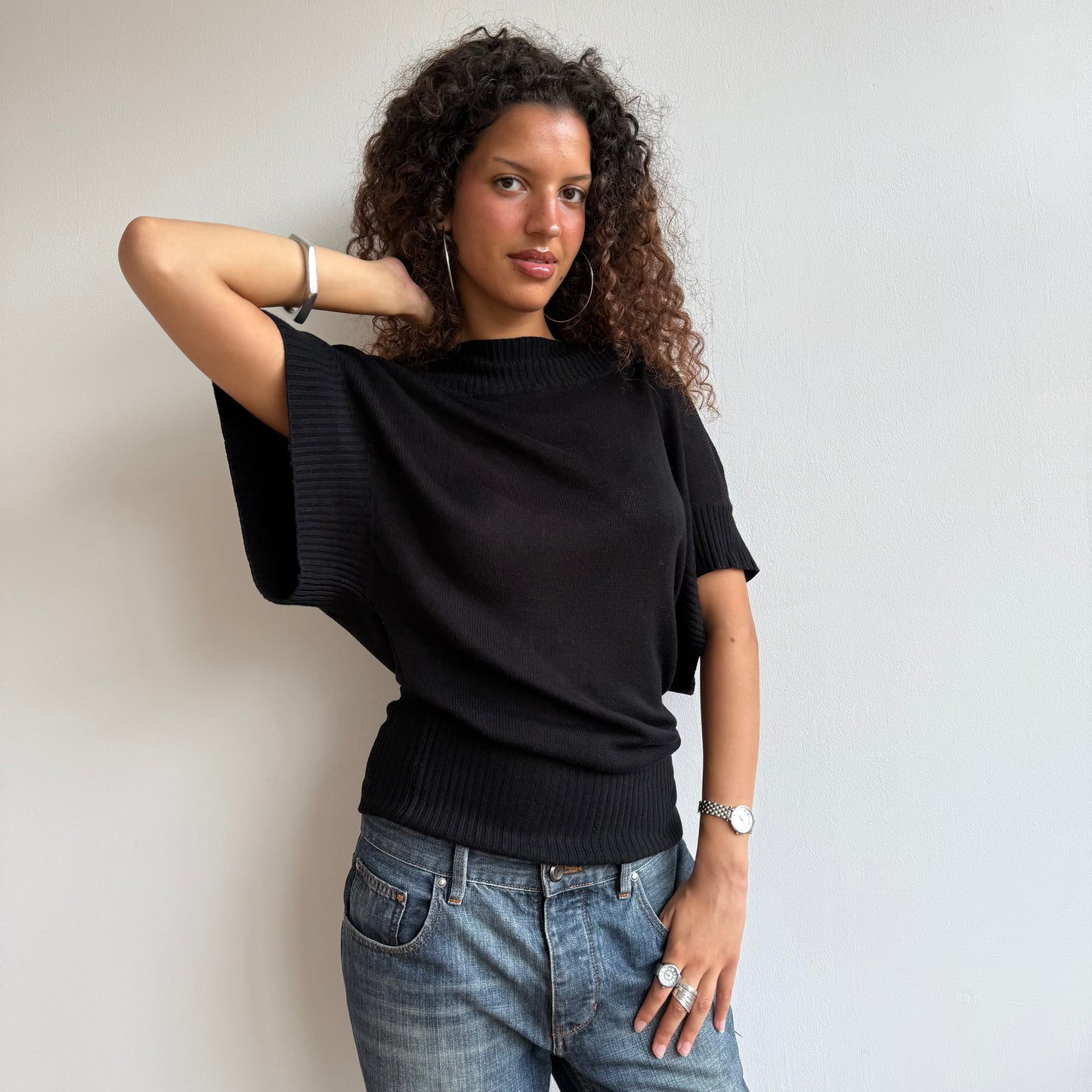 Black short sleeve slouchy knit - Size S-M