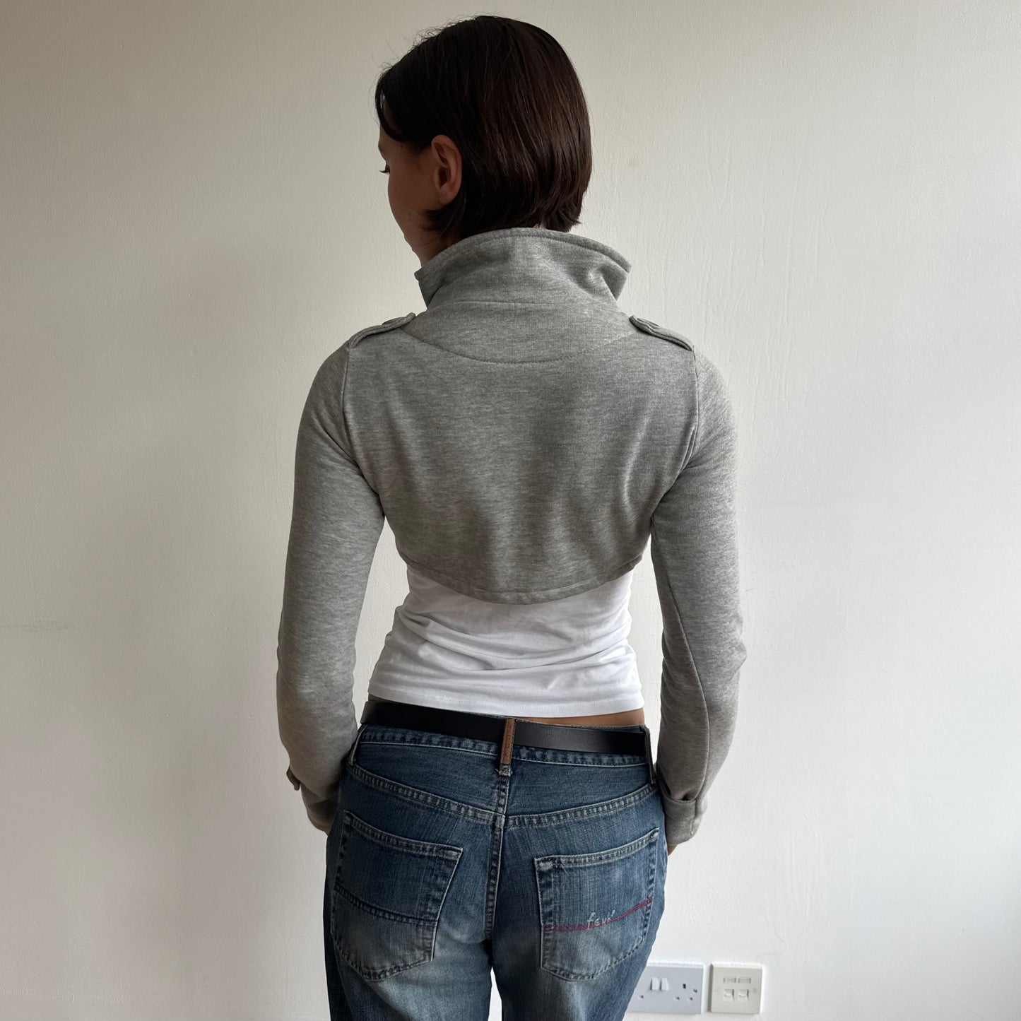 Grey cropped peacoat jumper - Size S