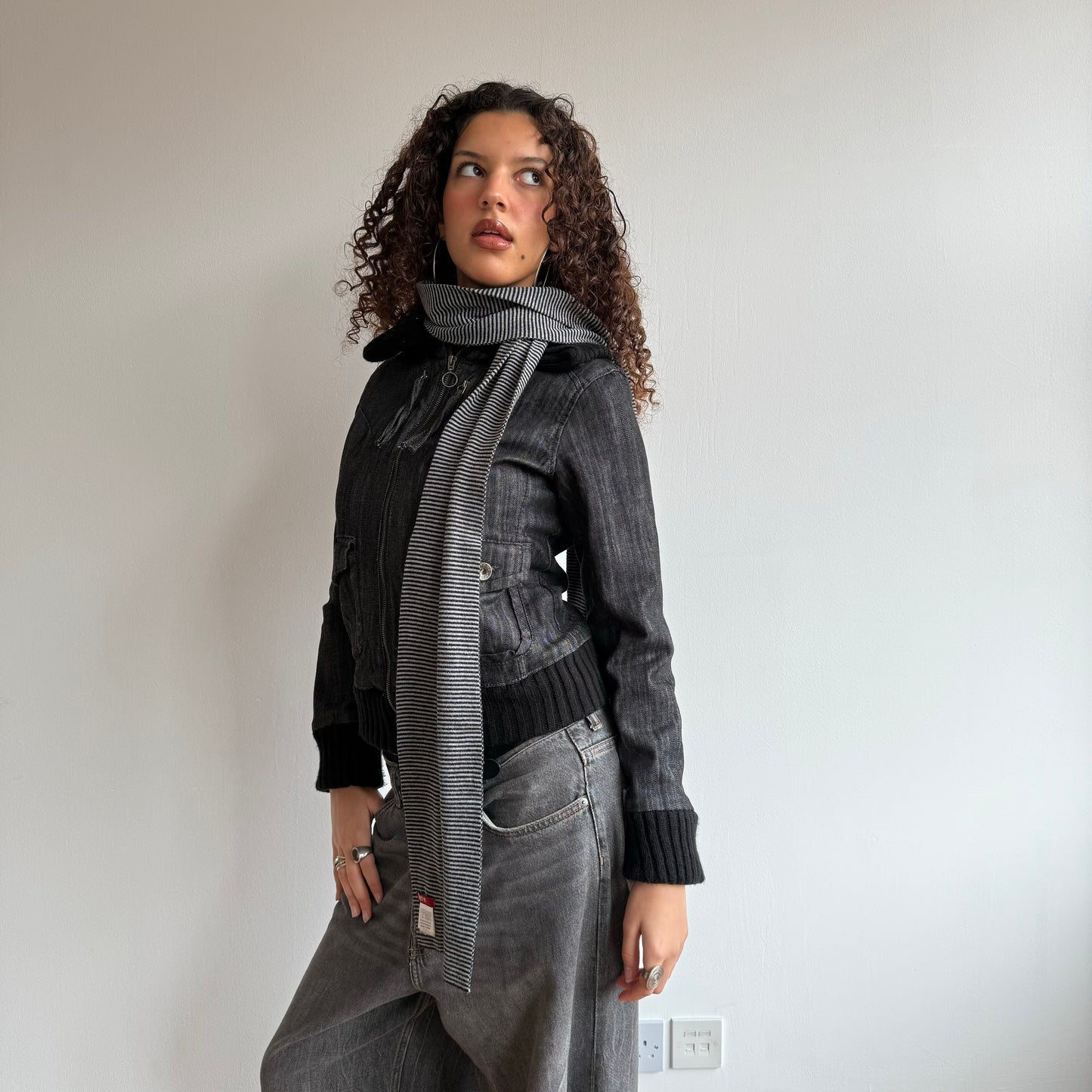 Grey stripe scarf