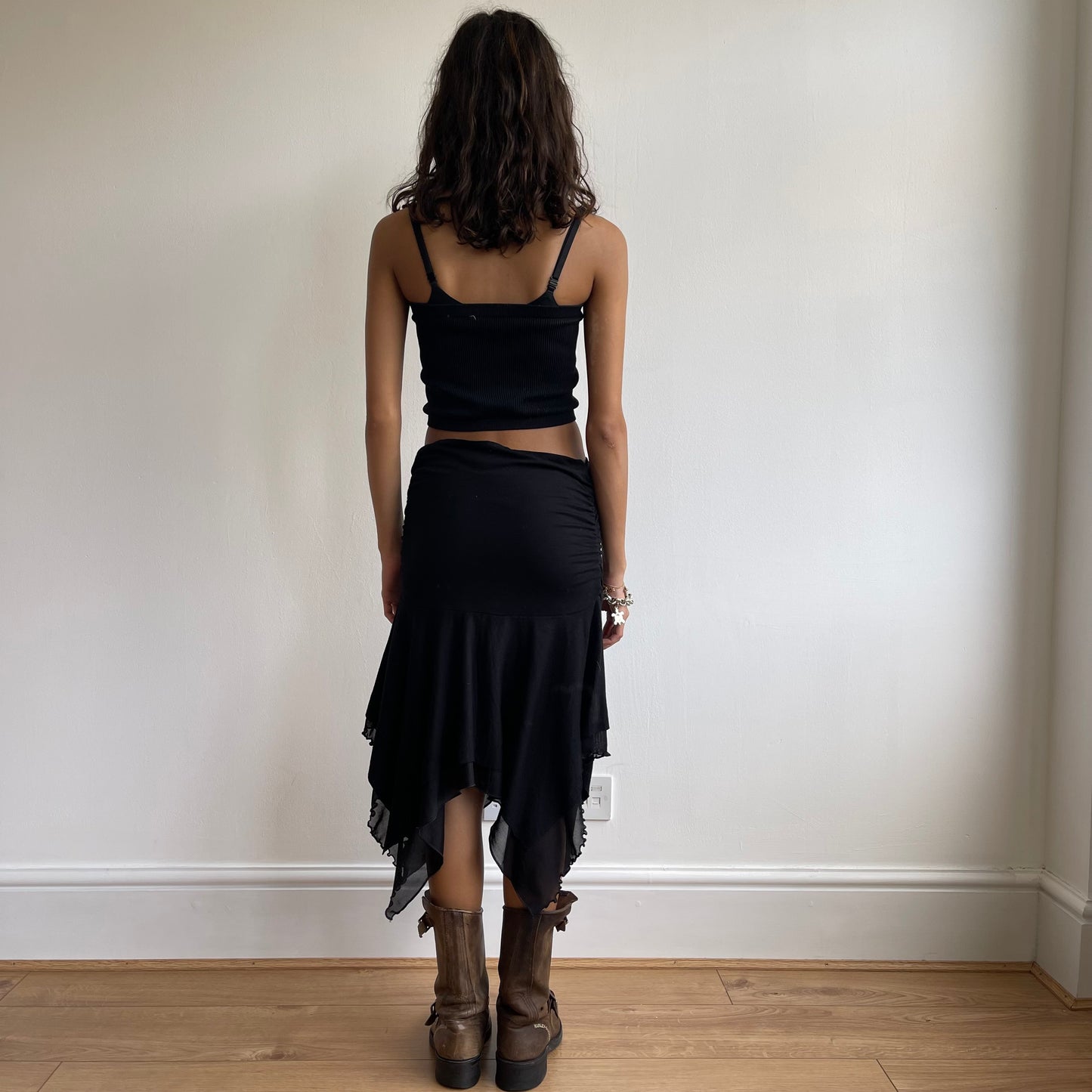 Black floaty asymmetric skirt - Size S